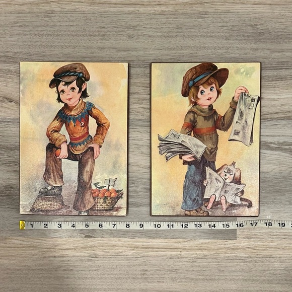 Vintage Massimo Big Eye Wall Art Hobo Kids Paperboy Made in Italy 8x11 Set of 2 - Picture 3 of 4